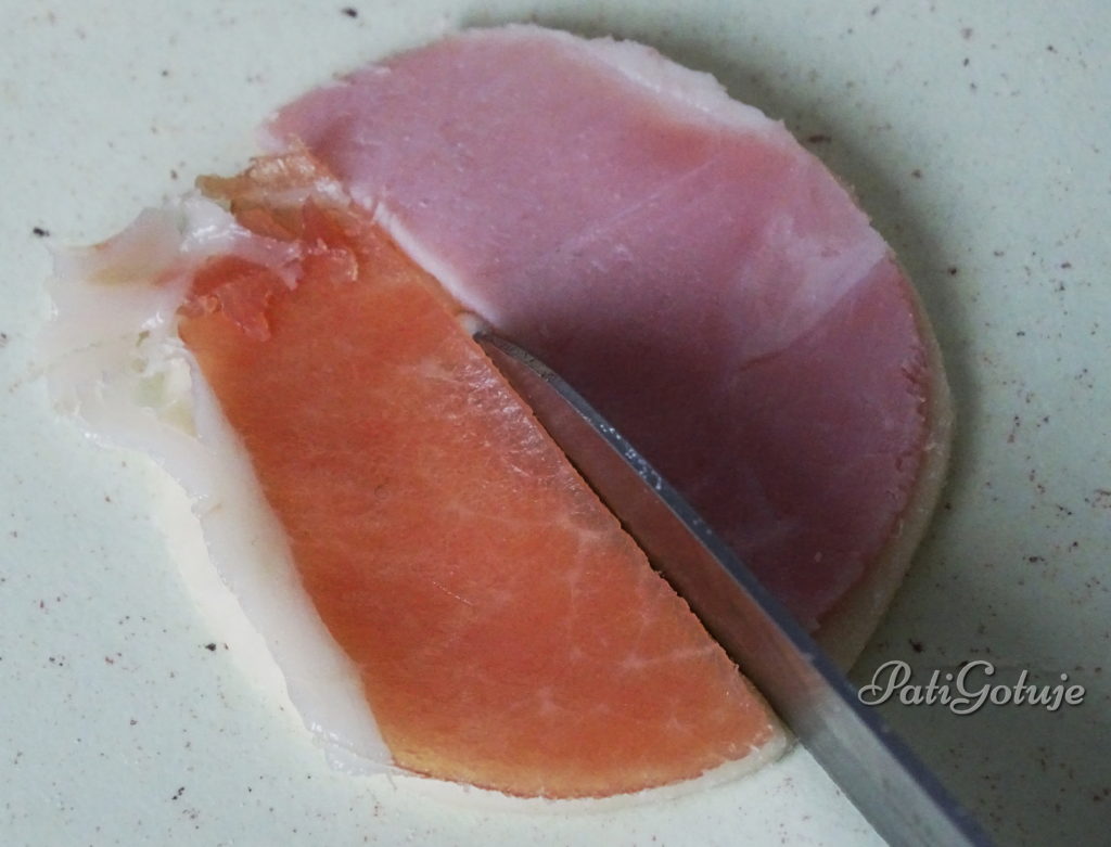 Zapiekany camembert ze skrętkami drożdżowymi Zapiekany camembert ze skrętkami drożdżowymi